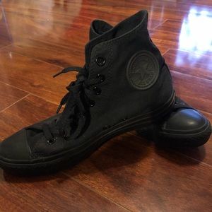 black high top converse